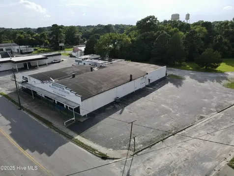 403 Washington Street Williamston NC 27892