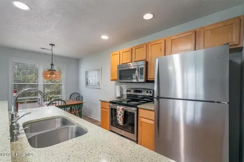 3350 Club Villas Drive Southport NC 28461
