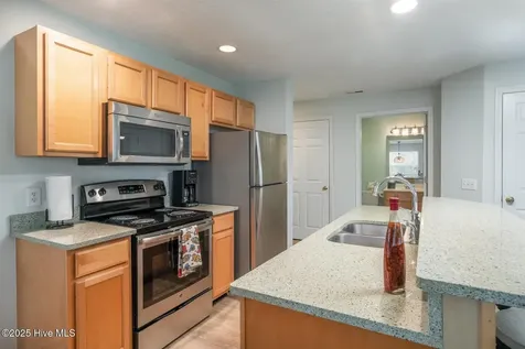 3350 Club Villas Drive Southport NC 28461