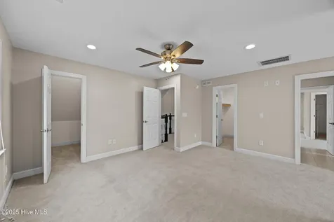 376 Red Fox Run Drive Wallace NC 28466