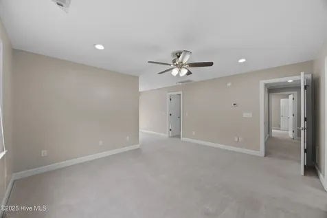 376 Red Fox Run Drive Wallace NC 28466