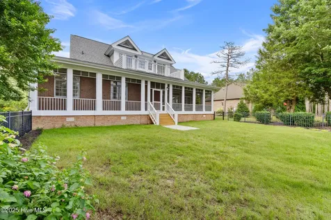 376 Red Fox Run Drive Wallace NC 28466