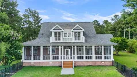 376 Red Fox Run Drive Wallace NC 28466