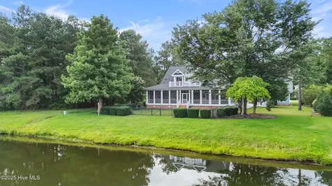 376 Red Fox Run Drive Wallace NC 28466
