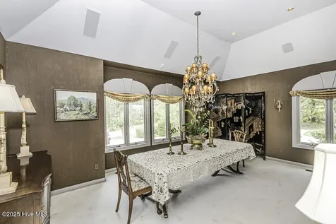 129 Steeplechase Road Rocky Mount NC 27804