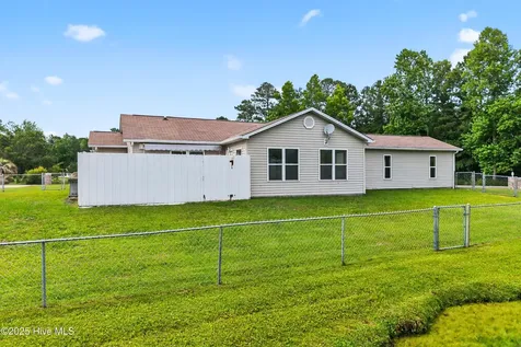 131 Pine Lake Circle SW Ocean Isle Beach NC 28469