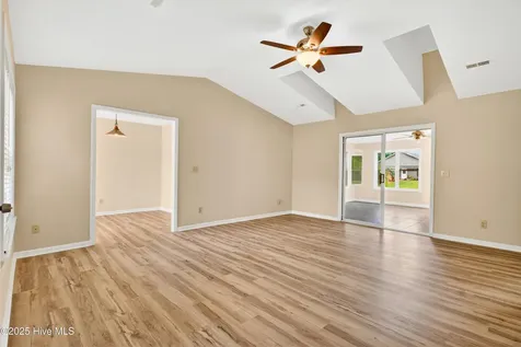 131 Pine Lake Circle SW Ocean Isle Beach NC 28469