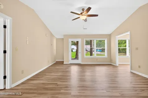 131 Pine Lake Circle SW Ocean Isle Beach NC 28469