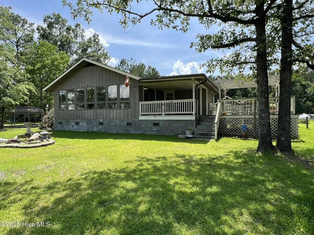 258 Hideaway Road Belhaven NC 27810