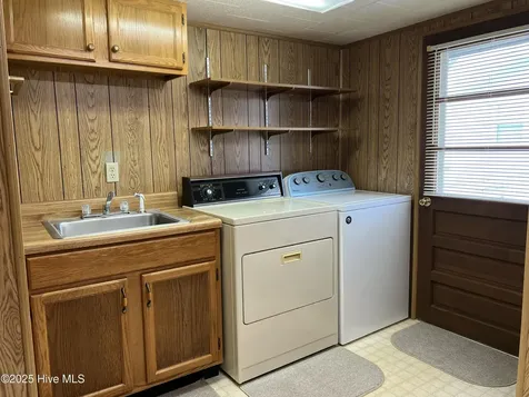 258 Hideaway Road Belhaven NC 27810