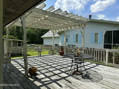 258 Hideaway Road Belhaven NC 27810