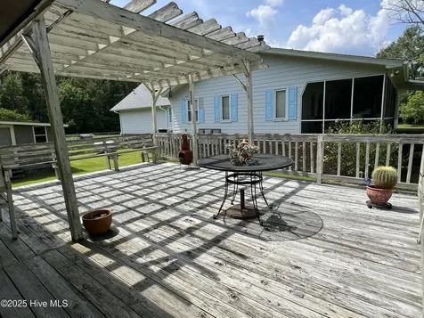 258 Hideaway Road Belhaven NC 27810