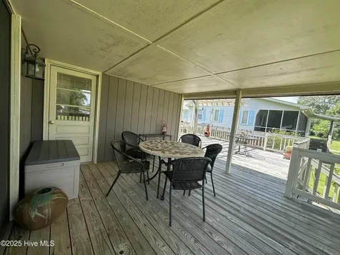258 Hideaway Road Belhaven NC 27810
