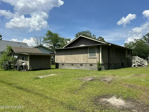 258 Hideaway Road Belhaven NC 27810