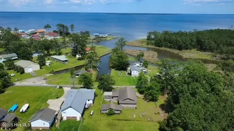 258 Hideaway Road Belhaven NC 27810