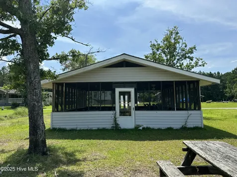 258 Hideaway Road Belhaven NC 27810
