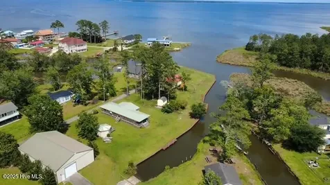 258 Hideaway Road Belhaven NC 27810