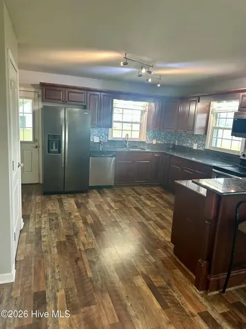4173 Middle Road Trenton NC 28585