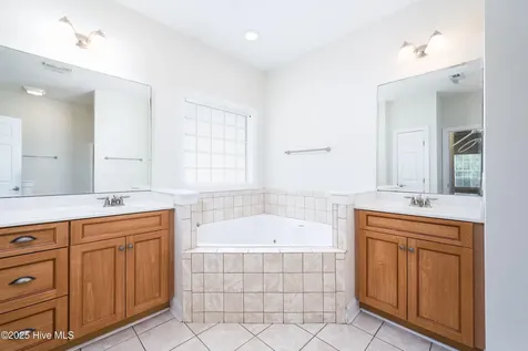 386 Southbend Court Leland NC 28451