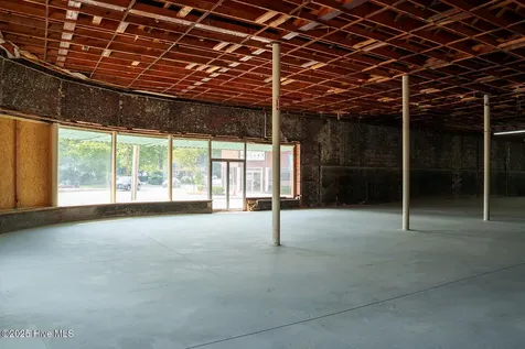 124 W Main Street Aberdeen NC 28315