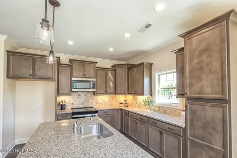 4936 Pine Island Drive SE Southport NC 28461