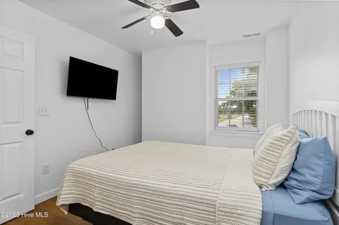199 Highway 101 Beaufort NC 28516