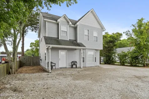199 Highway 101 Beaufort NC 28516