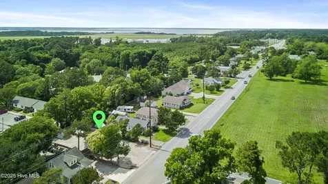199 Highway 101 Beaufort NC 28516