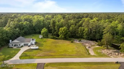 304 Brook Lane Newport NC 28570