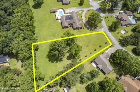 109 Pittman Circle Oriental NC 28571