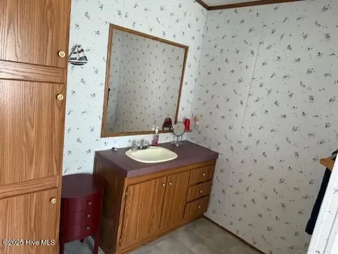 242 Sheep Landing Road Merry Hill NC 27957