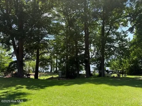 242 Sheep Landing Road Merry Hill NC 27957