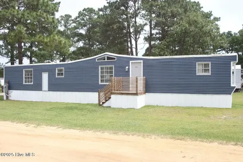 174 Lennondale Boulevard Elizabethtown NC 28337