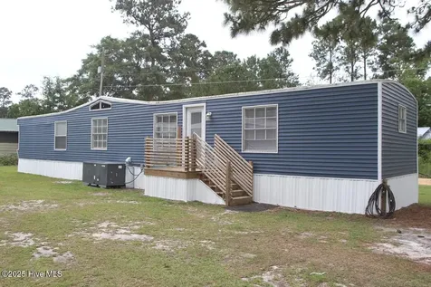 174 Lennondale Boulevard Elizabethtown NC 28337