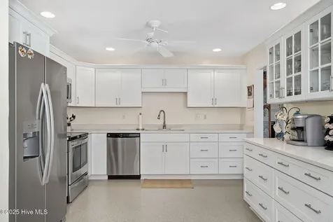 160 Candlestick Drive Wallace NC 28466