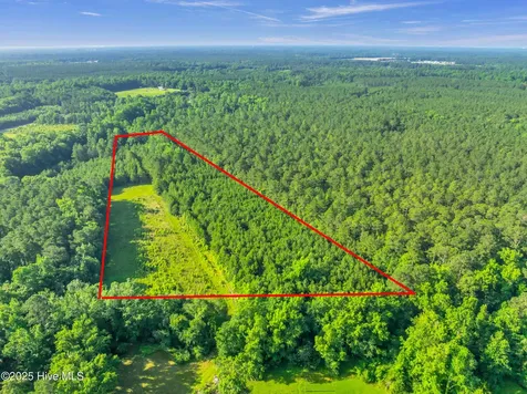 15323 Nc Highway 210 Rocky Point NC 28457