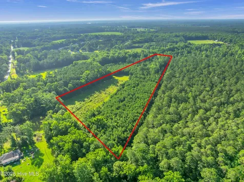 15323 Nc Highway 210 Rocky Point NC 28457