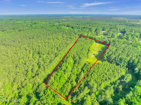 15323 Nc Highway 210 Rocky Point NC 28457