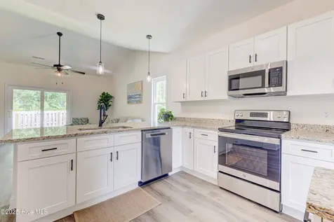 552 Timbercrest Circle Bolivia NC 28422