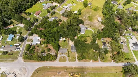690 Chatham Street Newport NC 28570