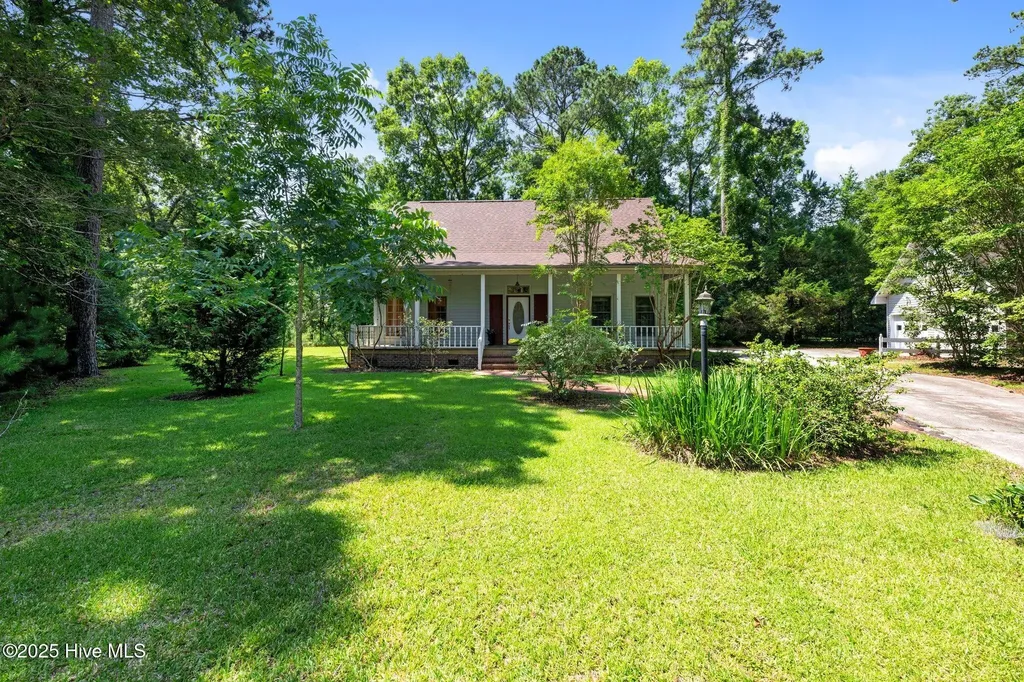 32 Windy Court Oriental NC 28571