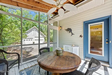 32 Windy Court Oriental NC 28571