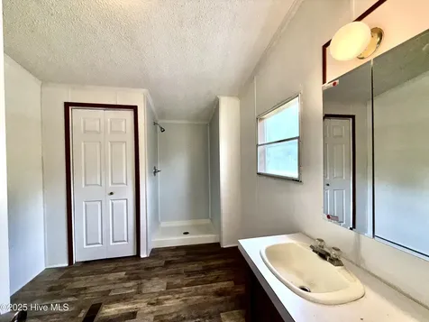 184 Hardison Road Holly Ridge NC 28445