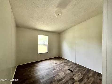 184 Hardison Road Holly Ridge NC 28445