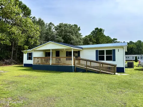 184 Hardison Road Holly Ridge NC 28445