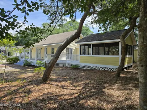 108 NW 29th Street Oak Island NC 28465