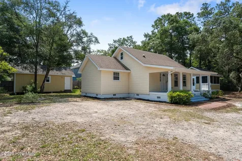 108 NW 29th Street Oak Island NC 28465