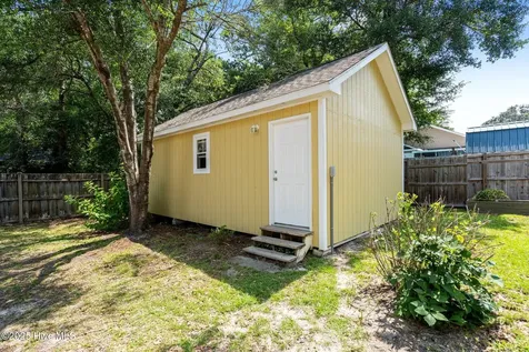 108 NW 29th Street Oak Island NC 28465