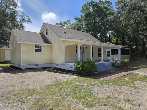 108 NW 29th Street Oak Island NC 28465