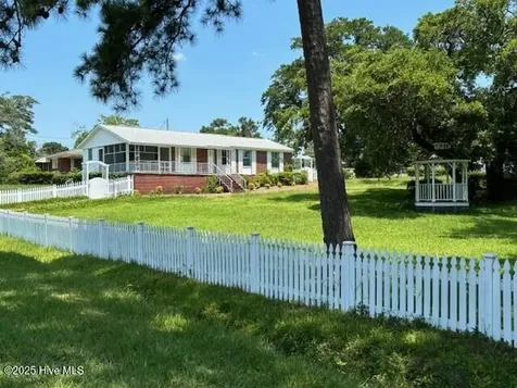 2032 Middle Sound Loop Road Wilmington NC 28411
